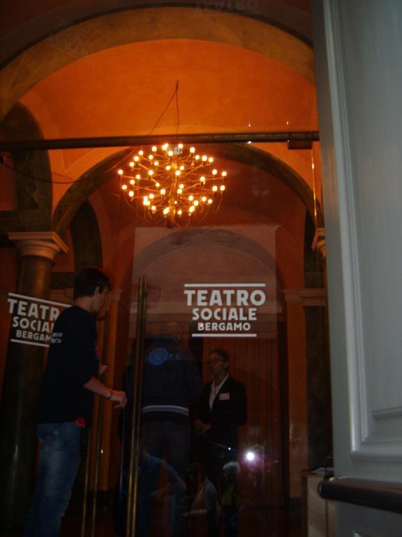 Вилла Il Teatro Бергамо Экстерьер фото